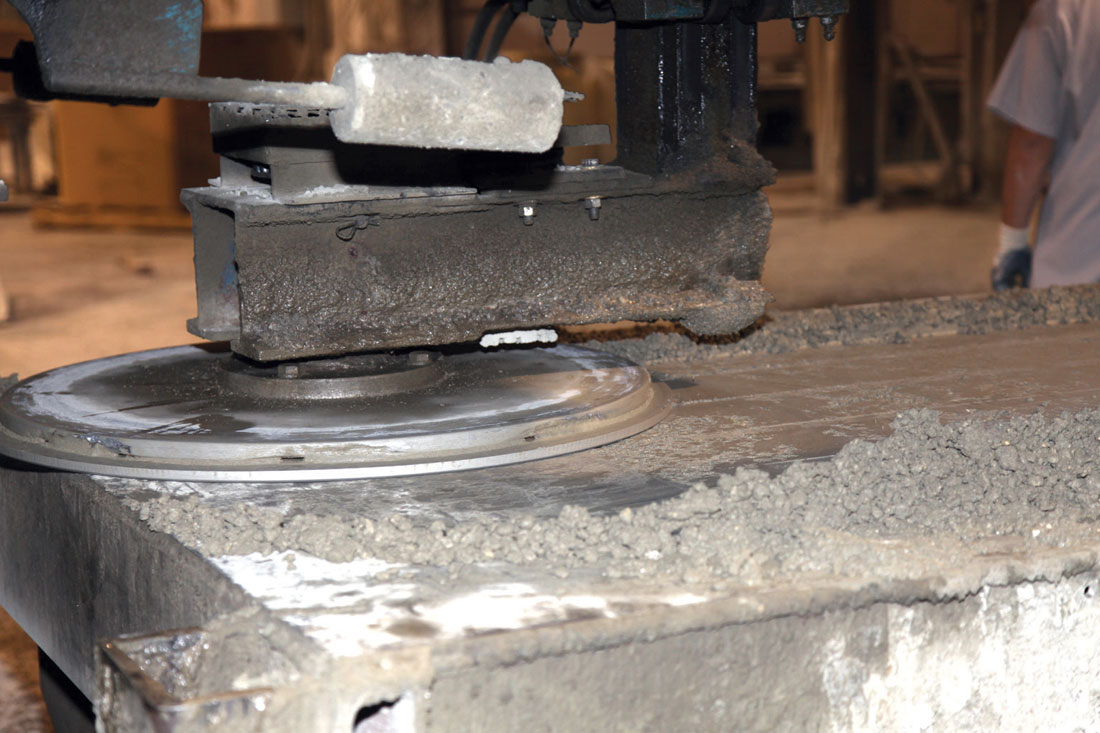Spinning ROTOSCREEDS allow us to work our ZERO slump dry-cast concrete mixture, resulting in a stronger, flatter and more uniform slat than wet-cast slats from other manufacturers.